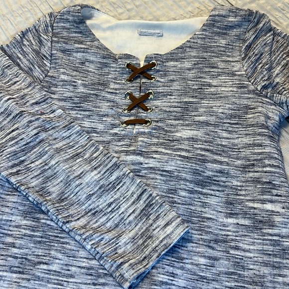 🟢 BUNDLE 2 ITEMS for 20$ - Girls DRESS Bundle Size 6 - Picture 3 of 10